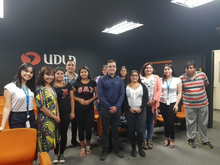 Titulados de Técnico de Nivel Superior en Enfermería participan en proceso de reclutamiento de Clínica Bupa Chile