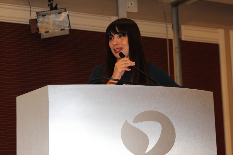 Directora de la Escuela de Educación Parvularia expone investigación sobre el modelo de formación inicial docente en encuentro internacional