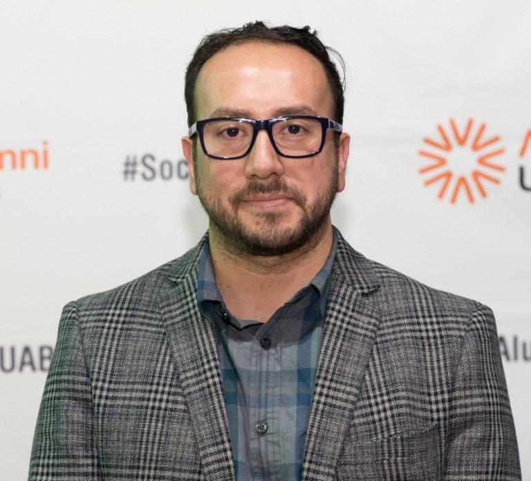 Escuela de Pedagogía en Educación Básica incorpora a Doctor investigador experto en Educación en Didáctica de las Ciencias Sociales