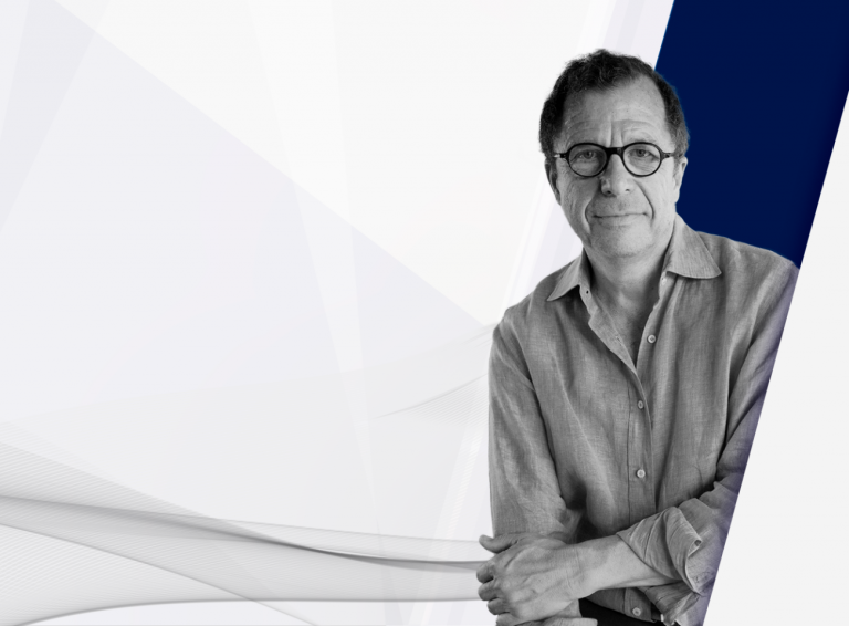 Charla Magistral de Sebastián Edwards en UDLA habla de los desafíos de la educación superior después de la pandemia