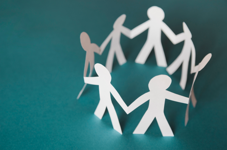 Facultad de Ciencias Sociales analiza el desafío del cuidado entre pares en tiempos de pandemia