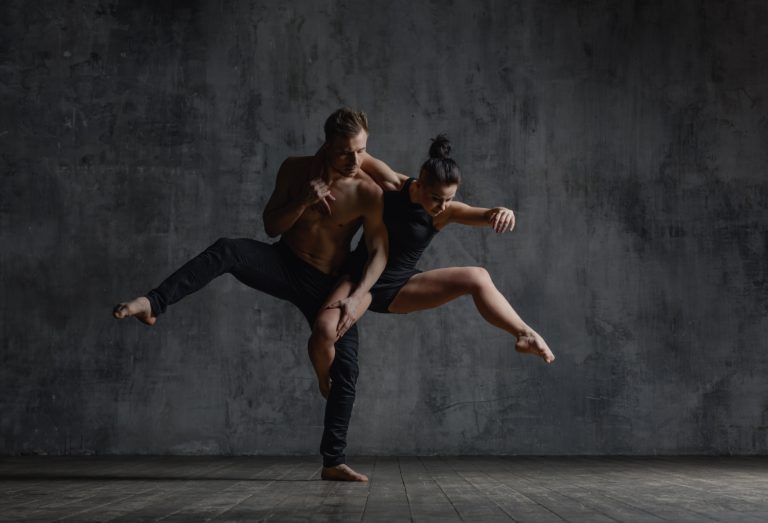 Intérprete en Danza lleva a cabo ciclo conversatorio “Investigación y creación en tiempos de crisis: todo sigue en movimiento”