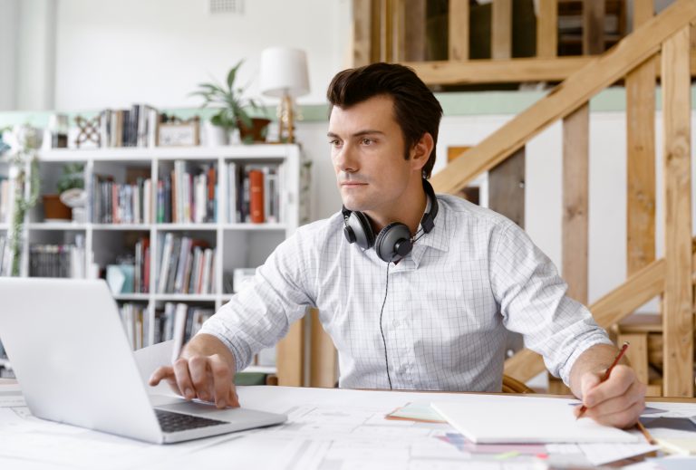 Facultad de Educación capacitará a más de 600 profesores de la Región de Valparaíso en educación online