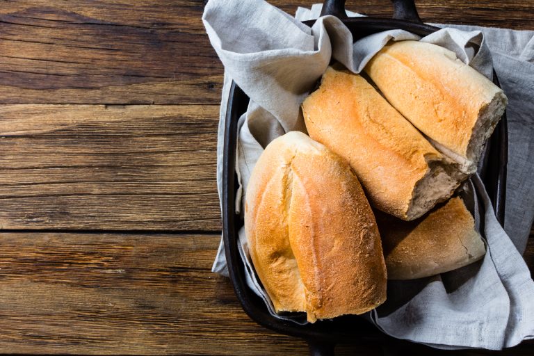 Conoce cuáles son las porciones recomendadas de consumo de pan y alternativas de preparación saludable