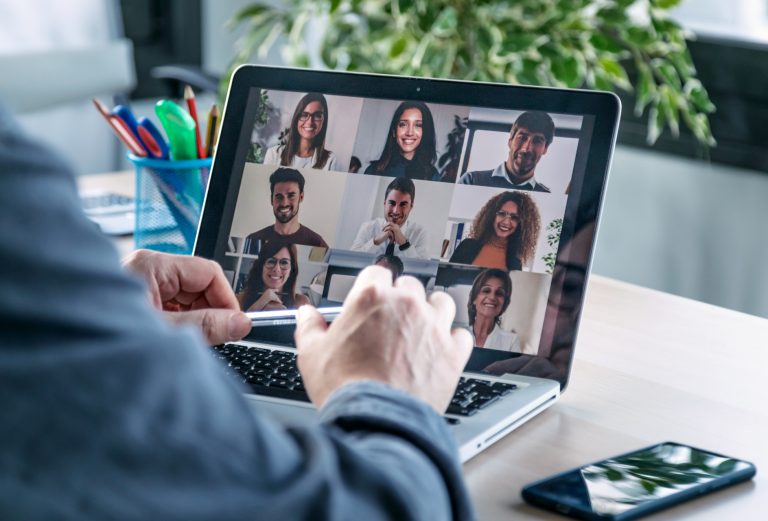 UDLA participa en XI Encuentro de Directivos de Comunicaciones organizado por Universia Chile