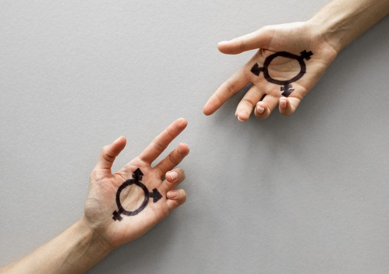 Facultad de Comunicaciones y Artes reúne a destacadas mujeres para debatir sobre la equidad de género en la nueva Constitución