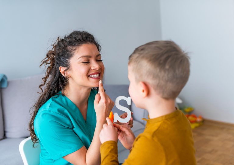 Fonoaudiología en UDLA: la Simulación Clínica y el componente comunitario aseguran una formación integral de los estudiantes