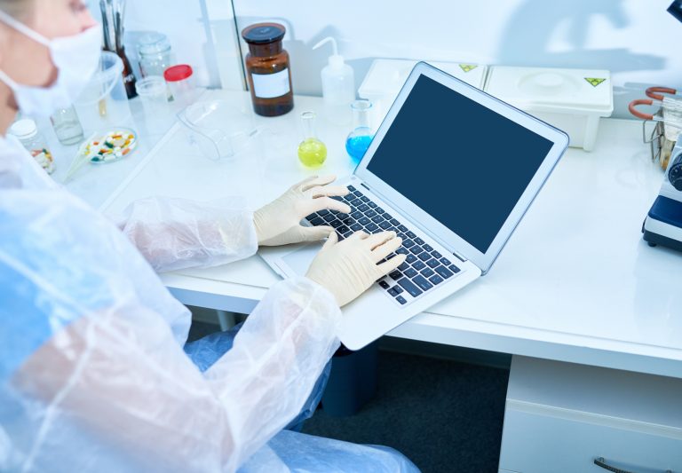 Cómo leer un artículo científico: Escuela de Pedagogía en Educación elabora plan de difusión científica para sus estudiantes