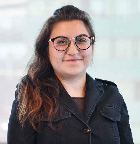 Egresada de Periodismo gana el concurso Publica tu Tesis 2020 con libro sobre divulgación científica en Chile