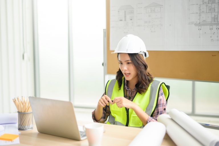 Innovación académica: Escuela de Construcción utiliza salas de prácticas virtuales para sus estudiantes