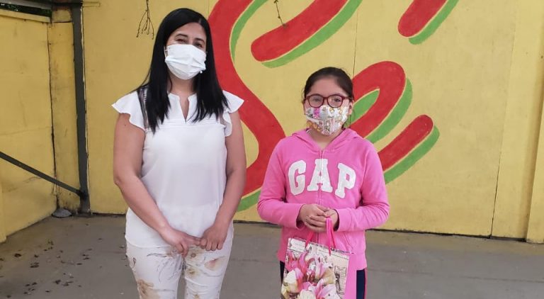 Pedagogía en Educación Básica de Sede Concepción premia a escolares que participaron en concurso de dibujo y pintura