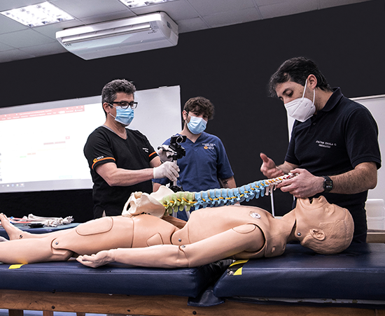 70 salas híbridas, aulas multimedia y apoyo al aprendizaje: Dirección de Tecnologías de la Información robustece los recursos digitales para las clases 2021