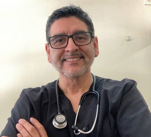 Académico de la Escuela de Kinesiología es parte de debate en la I Jornada Internacional del Título de Experto en Fisioterapia Cardiorespiratoria