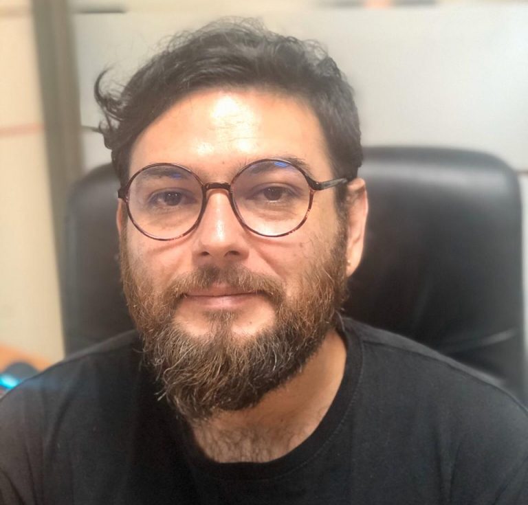 Académico de la Escuela de Psicología UDLA publica artículo en revista internacional Frontiers in Psychology