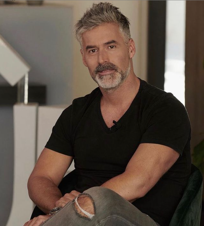 Escuela de Traducción e Interpretación invita a Carlos Díaz León, reconocido actor y doblajista, al inicio de sus  Actividades Académicas