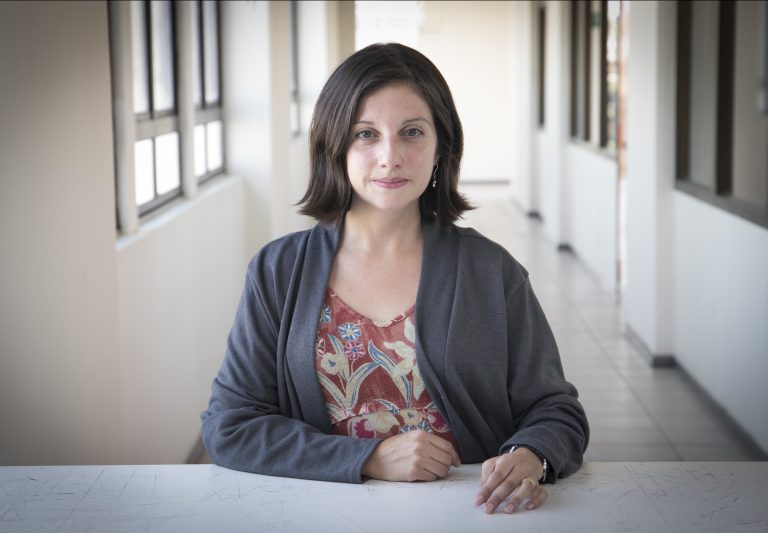 Investigadores UDLA: Conoce el trabajo que realiza la académica Yanina Poblete con aves silvestres