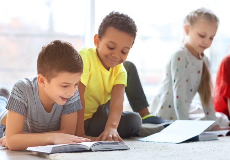 Investigador UDLA expone en Conferencia de Inclusión y diversidad organizada por el Ministerio de Educación