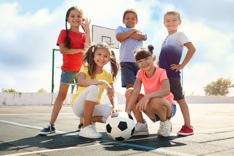Escuela de Pedagogía en Educación Física encabeza debate ciudadano sobre los desafíos de la equidad de género en el área