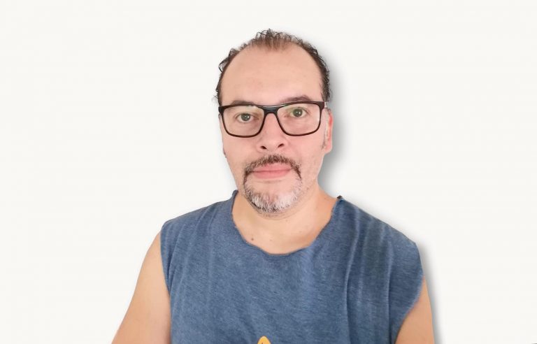 Estudiante de la FINE obtiene el primer lugar en concurso literario UDLA: “Fue una gran instancia para abstraerse, inspirarse y crear”