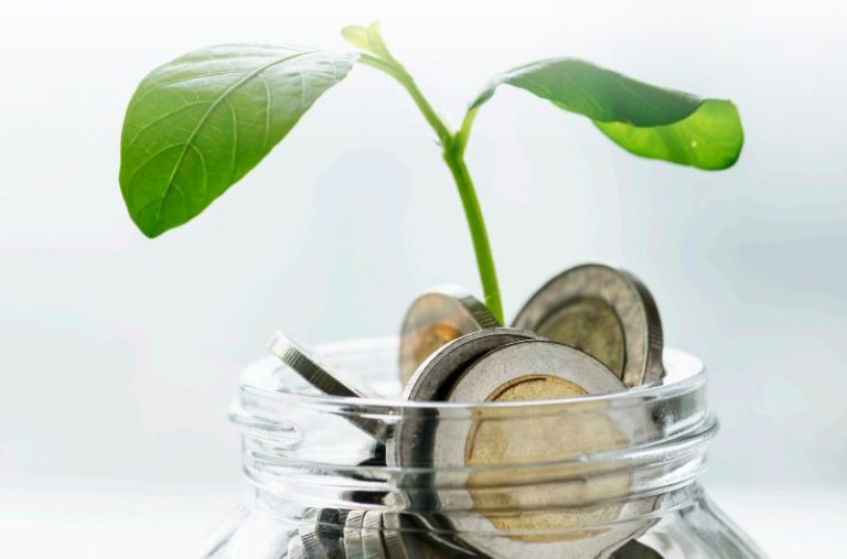 Representantes de UDLA lideran simposio sobre espacio territorial y otras economías en Congreso de Economía Social y Solidaria