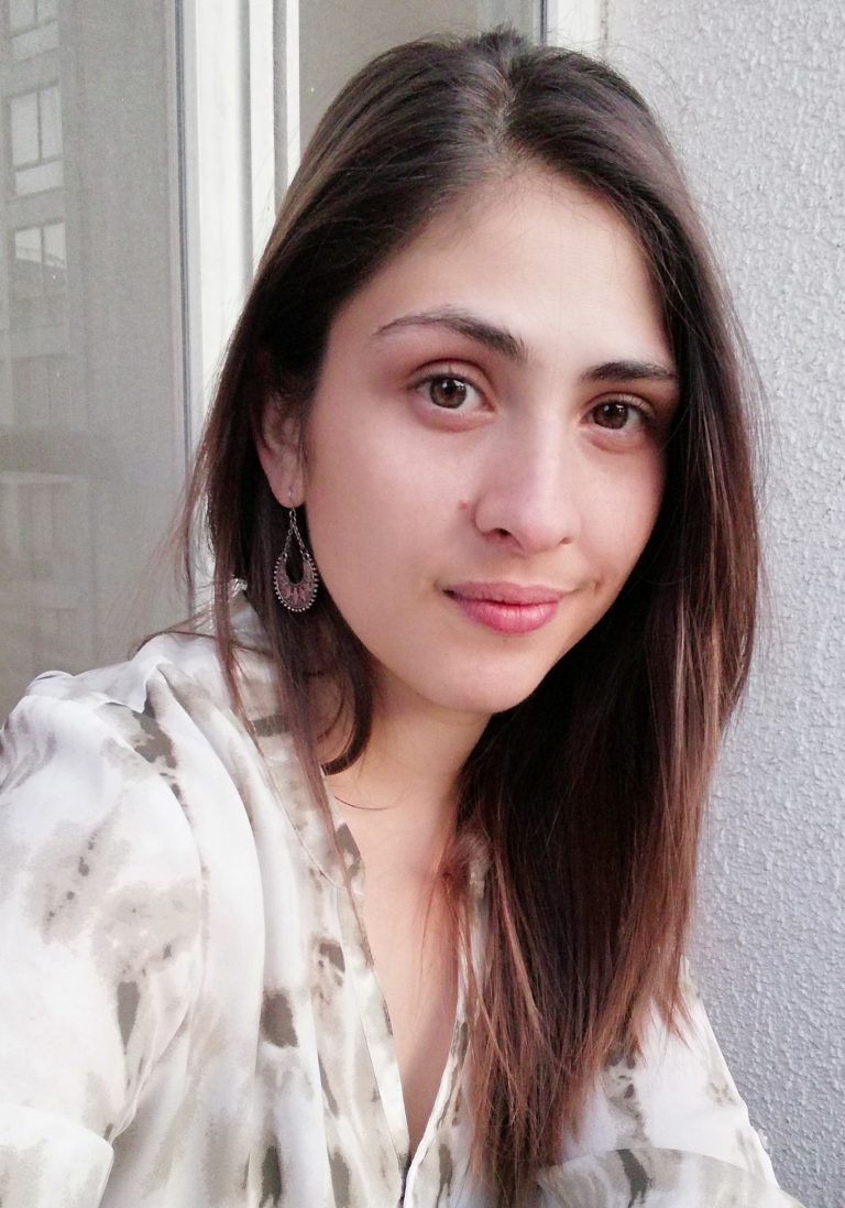 Egresada destacada de la Facultad de Arquitectura, Diseño y Construcción: “Mis proyecciones a futuro son poder aplicar nuevas tecnologías al servicio de nuestra universidad”