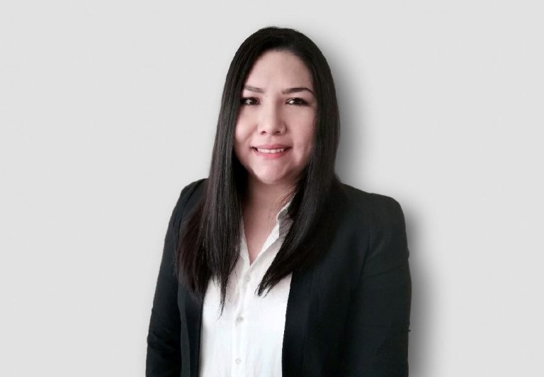 Investigación de académica de la Escuela de Educación aborda la transformación digital en Educación Superior en Chile