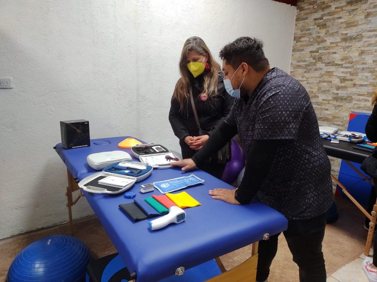 Estudiantes de Kinesiología participarán activamente en proyecto con adultos mayores implementado gracias al FNDR