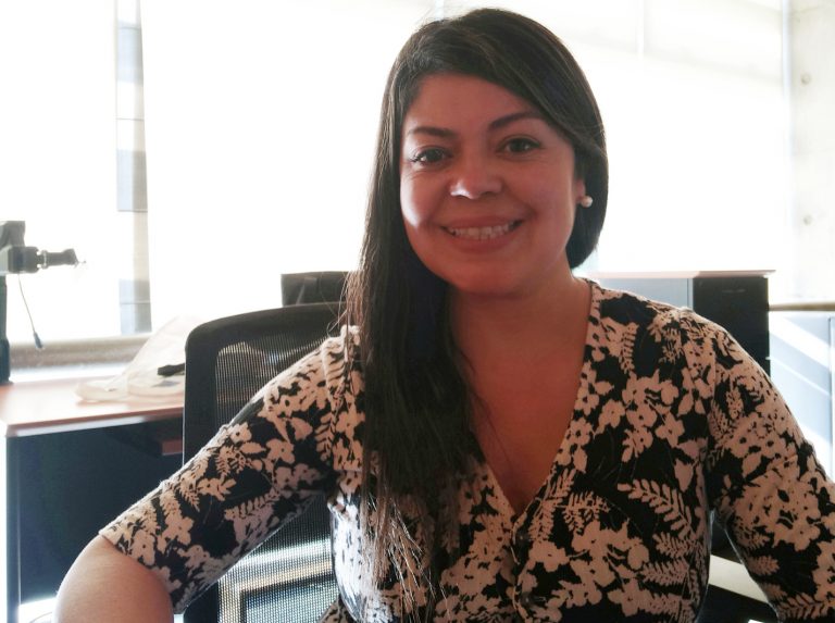 Beatriz Mardones, egresada destacada de la Facultad de Derecho: “Haber ingresado a UDLA ha sido una de las mejores decisiones que he tomado”