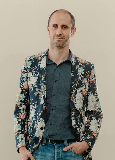 Arquitecto Gonzalo Valiente es parte de un nuevo capítulo del Ciclo “Momento” organizado por la Escuela de Arquitectura