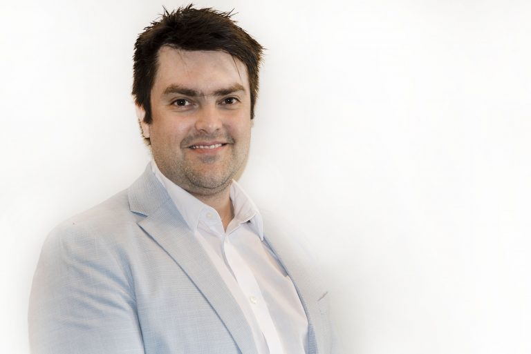 Académico investigador de la Facultad de Ingeniería y Negocios participa como evaluador en el XX Congreso Explora de Investigación e Innovación Escolar