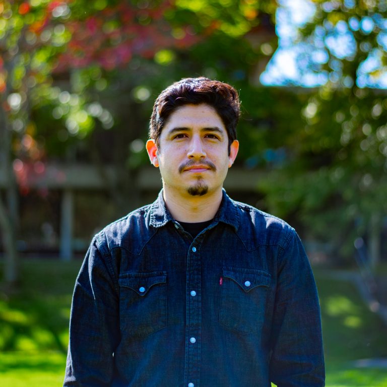 Egresado de Medicina Veterinaria destaca en postdoctorado sobre biología celular del cáncer en Estados Unidos: “De UDLA valoro mucho la integración de las actividades prácticas”