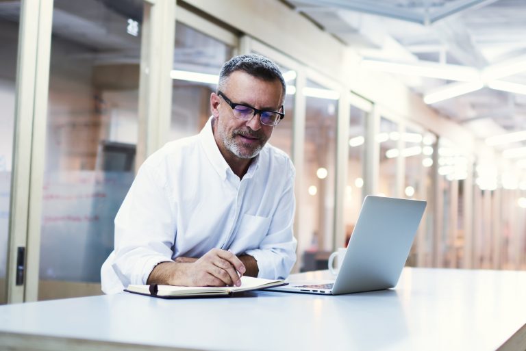 Programa Executive UDLA: buena alternativa de estudios para quienes trabajan y tienen familia