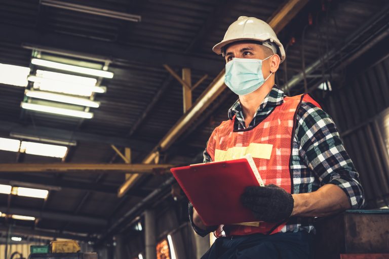 Carreras técnicas en UDLA: Flexibilidad horaria,  alta demanda laboral y proyección de estudios