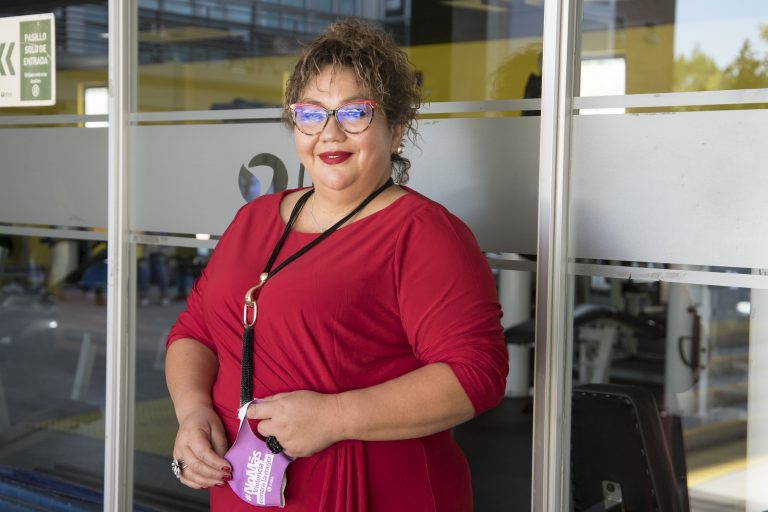 Melyna Montes, activista comunicadora de Bajos de Mena, reflexiona sobre liderazgo femenino y cooperativismo territorial en Campus La Florida