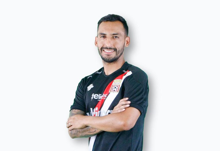 Ronald de la Fuente comenta cómo es su vida siendo futbolista, papá y estudiante de Derecho en UDLA: “Hoy me siento capaz de dar mi opinión y aportar en diferentes temas”