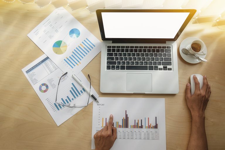 Centro de Negocios de Sercotec de la comuna de Maipú recibe apoyo de la Escuela de Auditoría para sus asesores y emprendedores