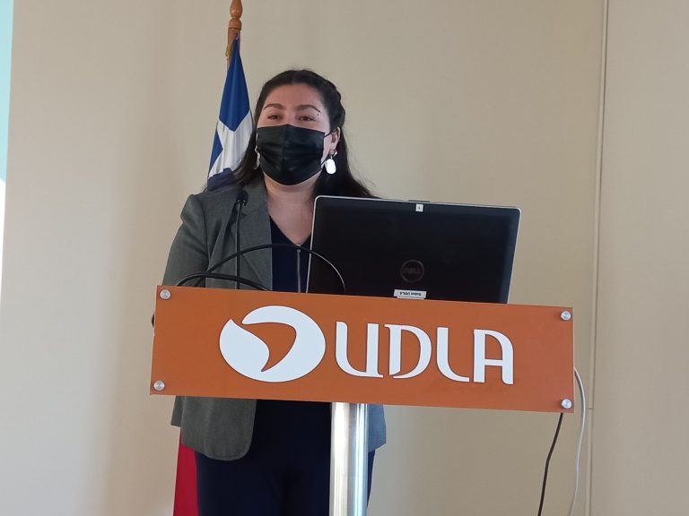 Estudiantes del Campus Los Castaños realizan traducción al inglés de dossier de la Fundación Artística La Macorina para aportar a su internacionalización