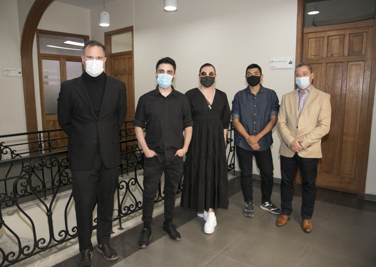 Universidad de Las Américas reúne en conversatorio a chilenos ganadores y nominados al Oscar