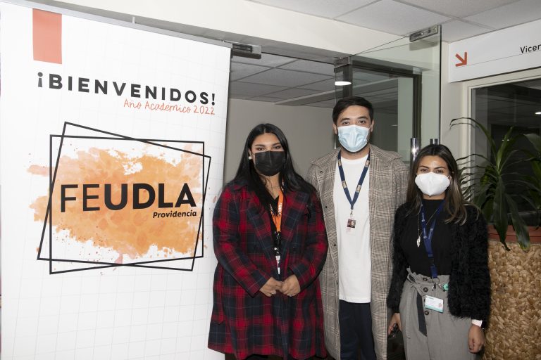 Mesa de Seguridad: Estudiantes de UDLA y otras universidades se reúnen con funcionarios del municipio en Campus Providencia