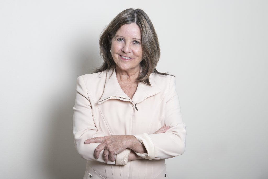 Decana UDLA en el Consejo Local del SLEP Gabriela Mistral