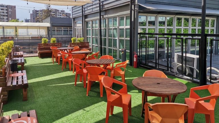 UDLA se cuadra con la vida universitaria y realiza mejoras de infraestructura a nivel nacional en los espacios de esparcimiento de los estudiantes