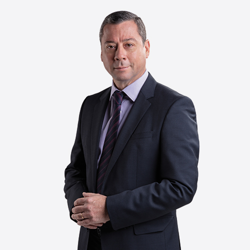 Columna de opinión Mauro Lombardi, Decano de la Facultad de Comunicaciones y Artes: Lo que no cambió