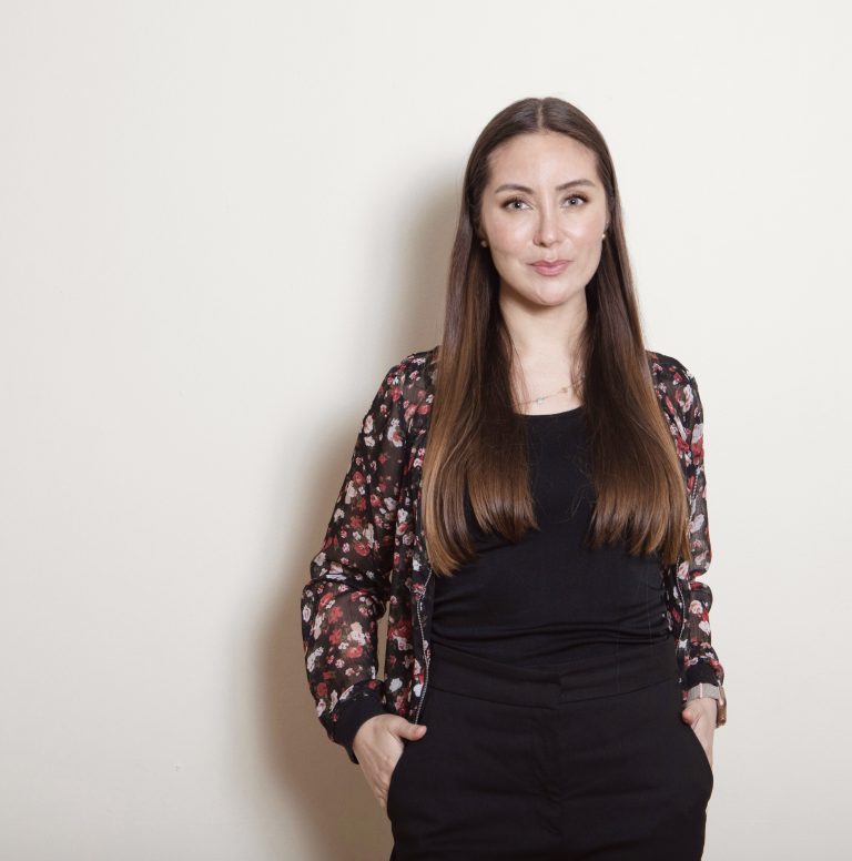 Académica de la Facultad de Educación publica investigación que valida Escala de Cansancio Emocional para su uso en estudiantes de educación superior en Chile