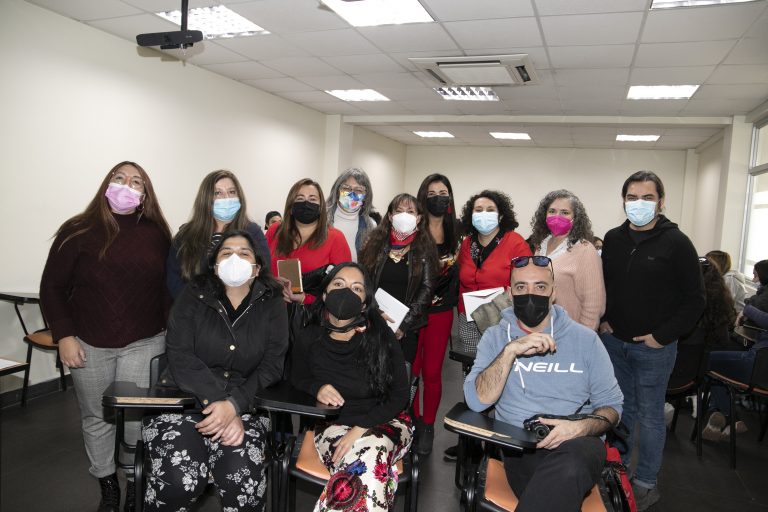 La Facultad de Salud y Ciencias Sociales junto a la Fundación Víctor Jara convocan a estudiantes de Terapia Ocupacional y Trabajo Social al “Taller de Memoria”