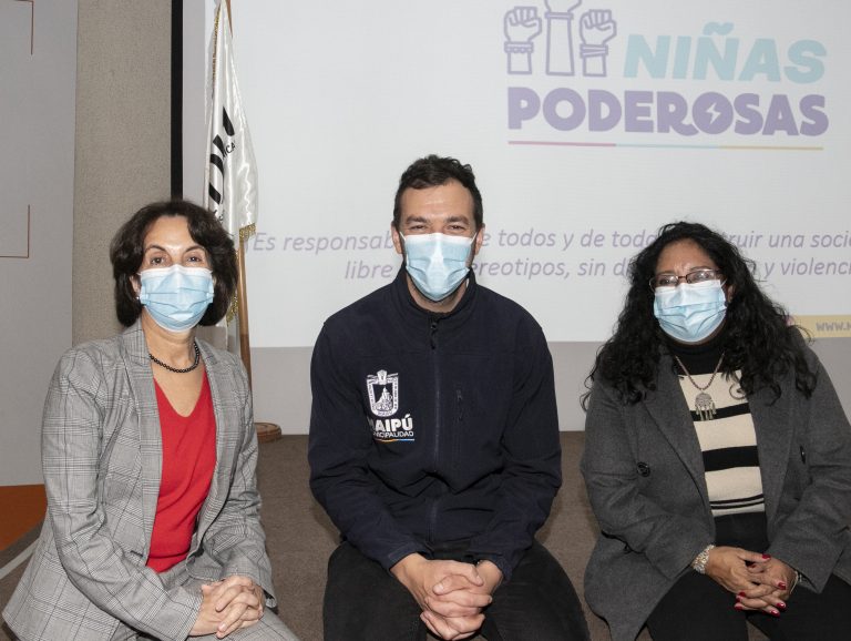 UDLA y Municipalidad de Maipú lanzan el Programa “Niñas Poderosas”