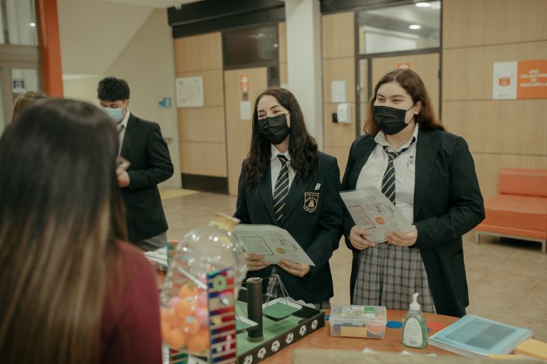 Universidad de Las Américas congrega a más de 1200 estudiantes de cuarto medio en una nueva versión de la “ExpoCarreras UDLA 2022”