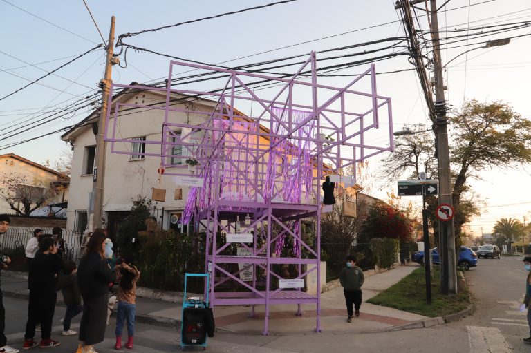 Estudiantes de la Escuela de Arquitectura presentan sus proyectos de título en el barrio Músicos del Mundo en la comuna de San Joaquín