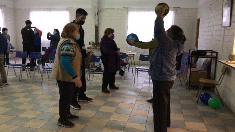 Estudiantes UDLA ejecutan proyectos de Intervención Comunitaria con adultos mayores de la comuna de Maipú