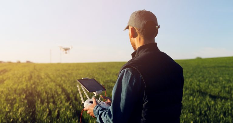 Estudiantes de Agronomía adquieren modernos conocimientos en el uso de drones con la asignatura Sistemas de Tecnología Agrícola