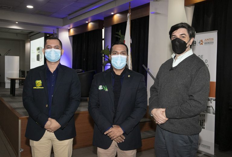 Con simposio en Campus Providencia de UDLA culmina ciclo de cursos internacionales enfocados en la profundización del enfoque One Health